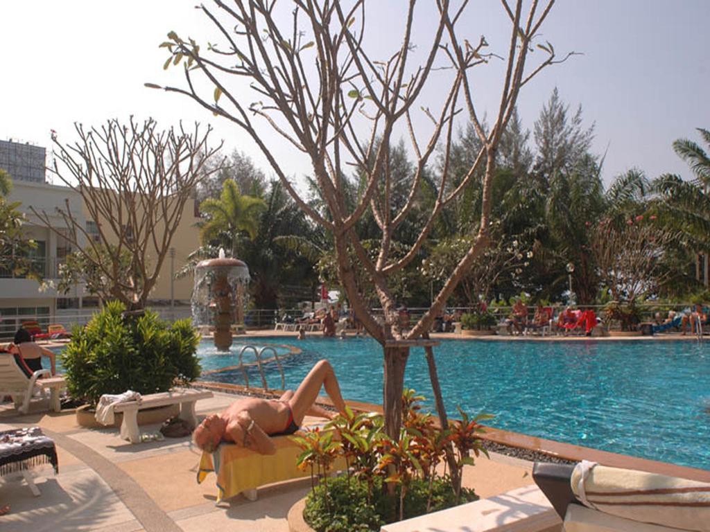 Apartments At View Talay Патая Екстериор снимка