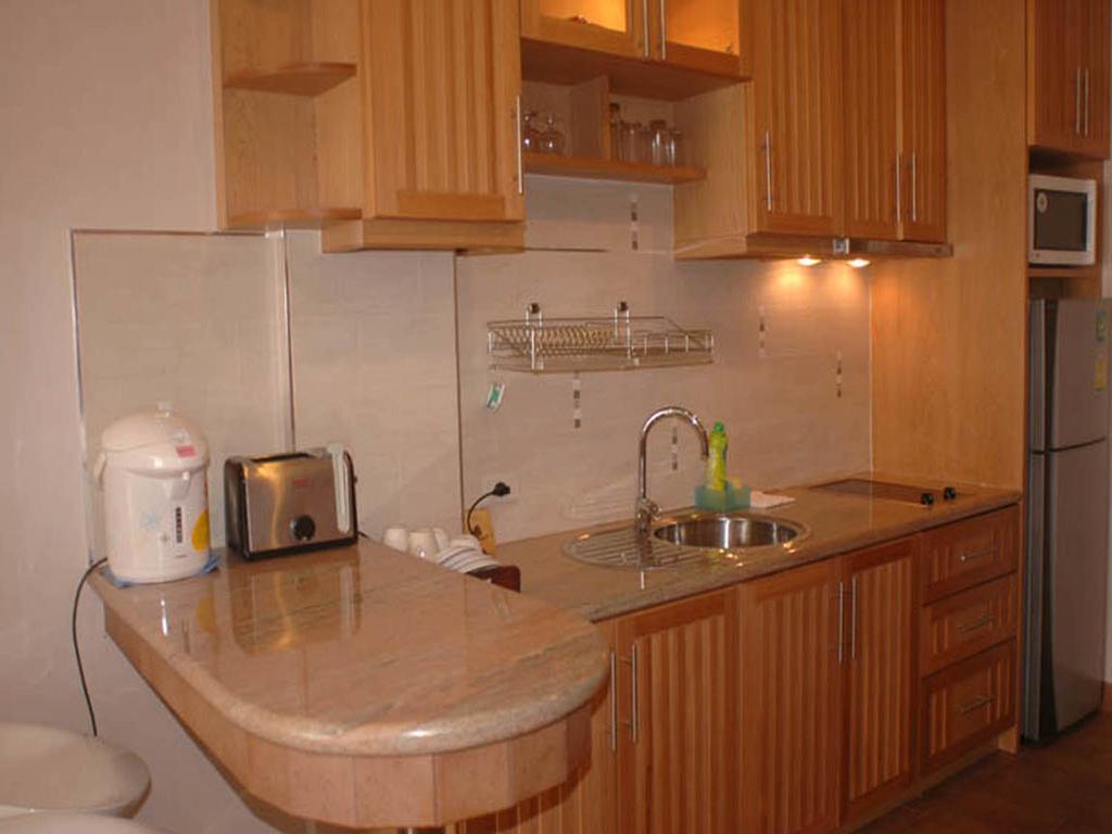 Apartments At View Talay Патая Екстериор снимка