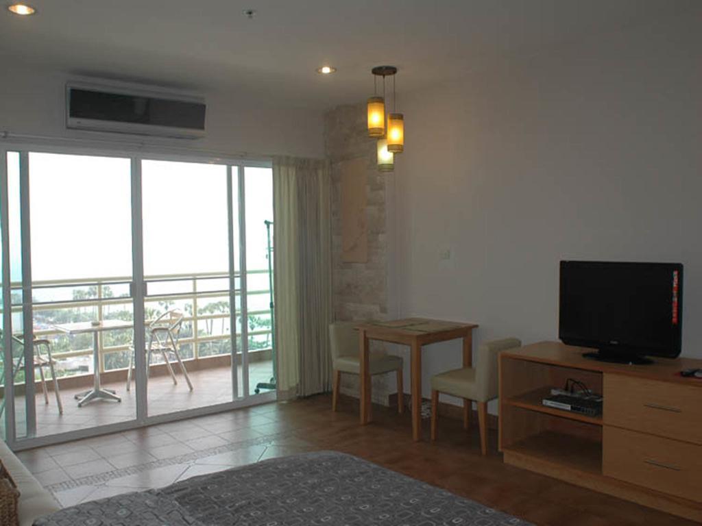 Apartments At View Talay Патая Екстериор снимка
